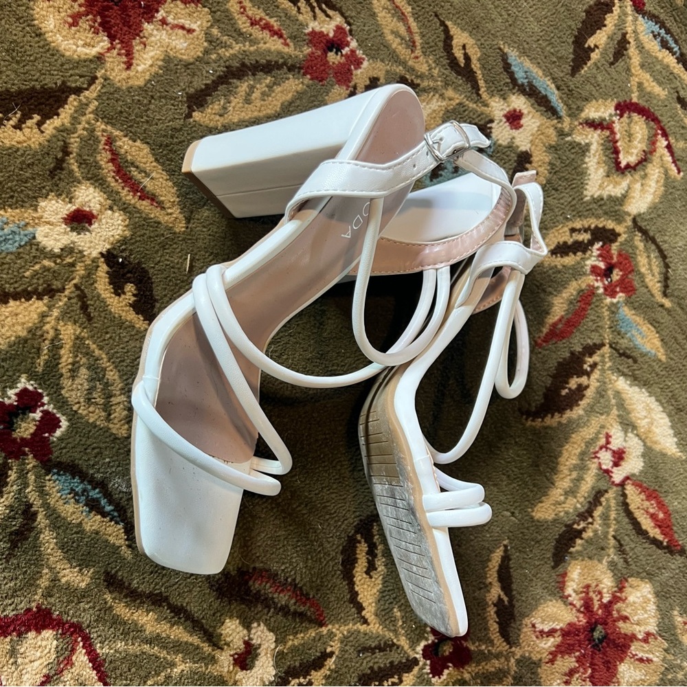 Used once! TOP Moda White Strappy Heels